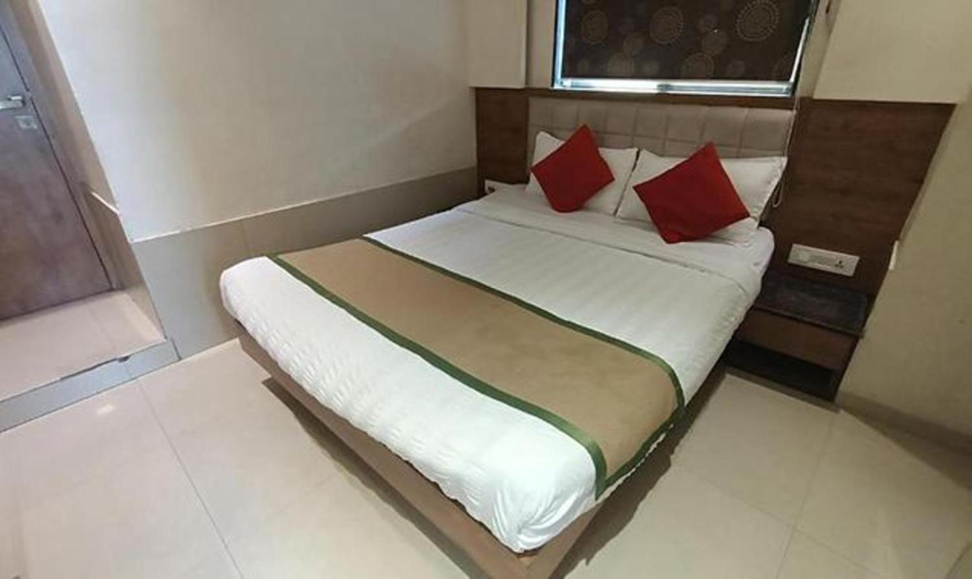Fabhotel Regal Inn Βομβάη Εξωτερικό φωτογραφία