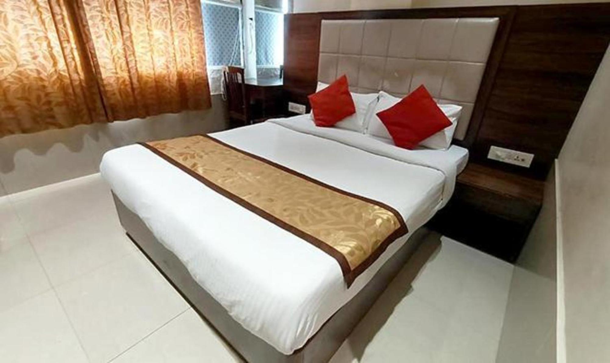 Fabhotel Regal Inn Βομβάη Εξωτερικό φωτογραφία